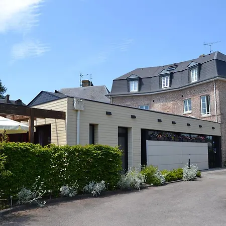 Auberge De La Houssaye 2*